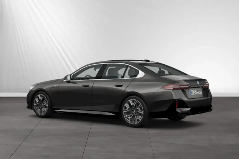 BMW 530 din 2024 cu 19.950 km - oferta BMW160984 - foto 7