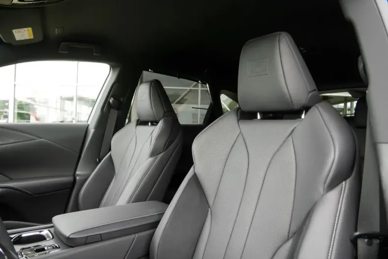 Lexus RX 500 din 2023 cu 29.600 km - oferta LEX160987 - foto 14