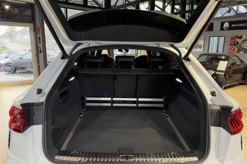 Audi RSQ8 din 2021 cu 44.170 km - oferta AUD160990 - foto 12