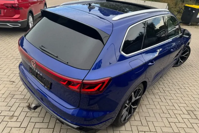 Volkswagen Touareg din 2024 cu 29.800 km - oferta VOL160992 - foto 15