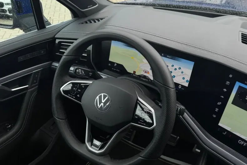 Volkswagen Touareg din 2024 cu 29.800 km - oferta VOL160992 - foto 19