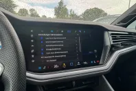 Volkswagen Touareg din 2024 cu 29.800 km - oferta VOL160992 - foto 34