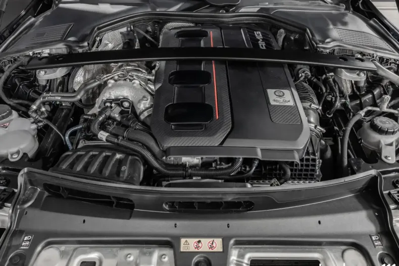 Mercedes-Benz C 63 AMG din 2024 cu 12.454 km - oferta MER160996 - foto 8