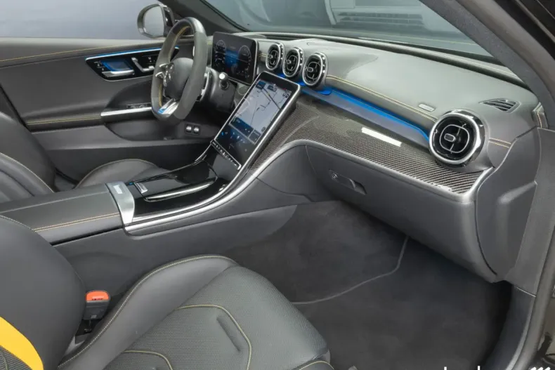 Mercedes-Benz C 63 AMG din 2024 cu 12.454 km - oferta MER160996 - foto 18