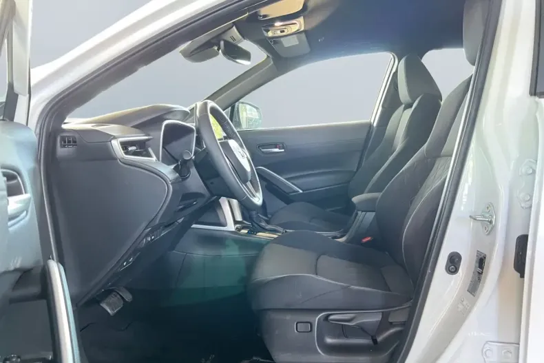 Toyota Corolla Cross din 2024 cu 11.297 km - oferta TOY161000 - foto 7