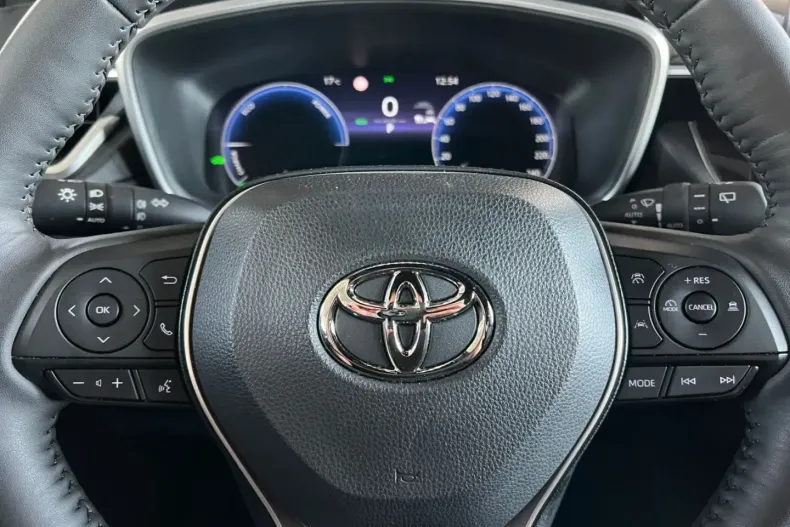 Toyota Corolla Cross din 2024 cu 11.297 km - oferta TOY161000 - foto 12