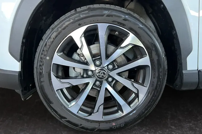 Toyota Corolla Cross din 2024 cu 11.297 km - oferta TOY161000 - foto 19