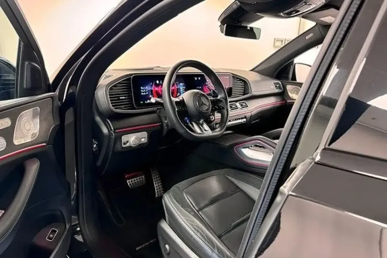 Mercedes-Benz GLE 53 AMG din 2024 cu 25.912 km - oferta MER161004 - foto 3