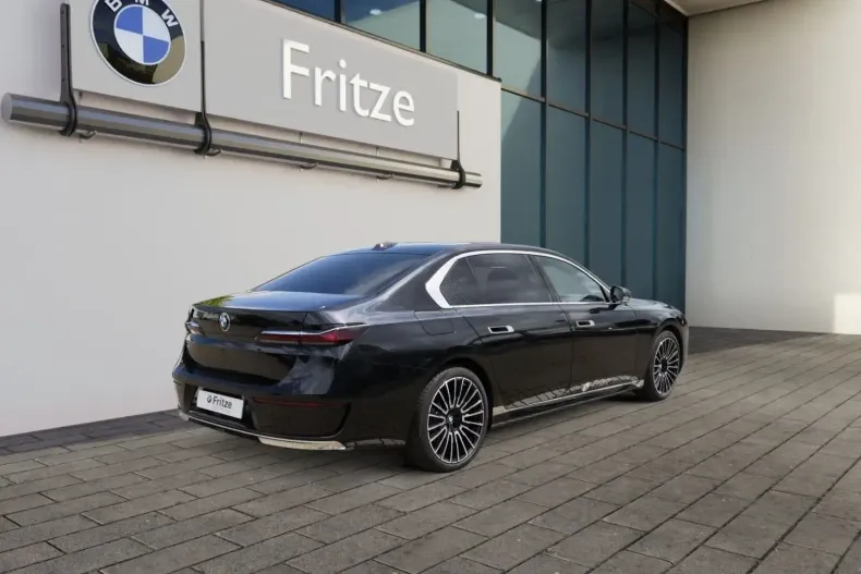 BMW 740 din 2024 cu 14.500 km - oferta BMW161006 - foto 6