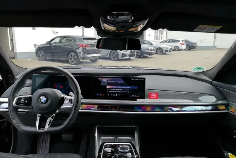 BMW 740 din 2024 cu 14.500 km - oferta BMW161006 - foto 13