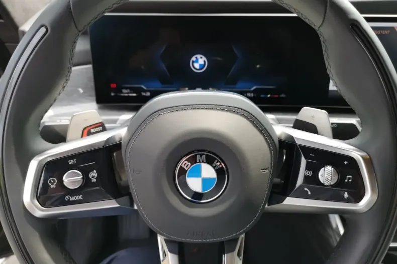 BMW 740 din 2024 cu 14.500 km - oferta BMW161006 - foto 23