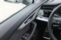 Audi SQ7 din 2022 cu 75.184 km - oferta AUD161009 - foto 17