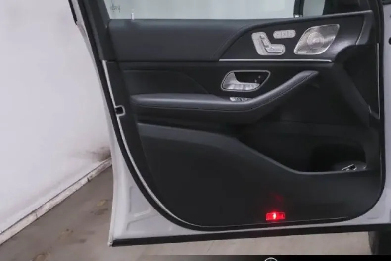 Mercedes-Benz GLE 53 AMG din 2024 cu 22.335 km - oferta MER161012 - foto 11