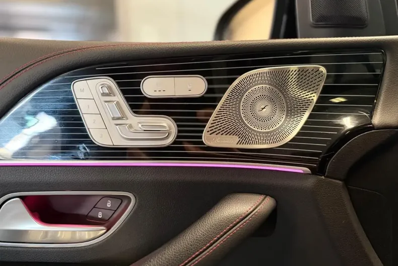 Mercedes-Benz GLE 53 AMG din 2024 cu 33.499 km - oferta MER161015 - foto 11