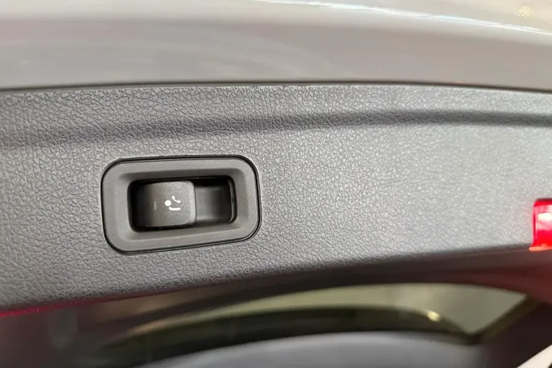 Mercedes-Benz GLE 53 AMG din 2024 cu 33.499 km - oferta MER161015 - foto 30