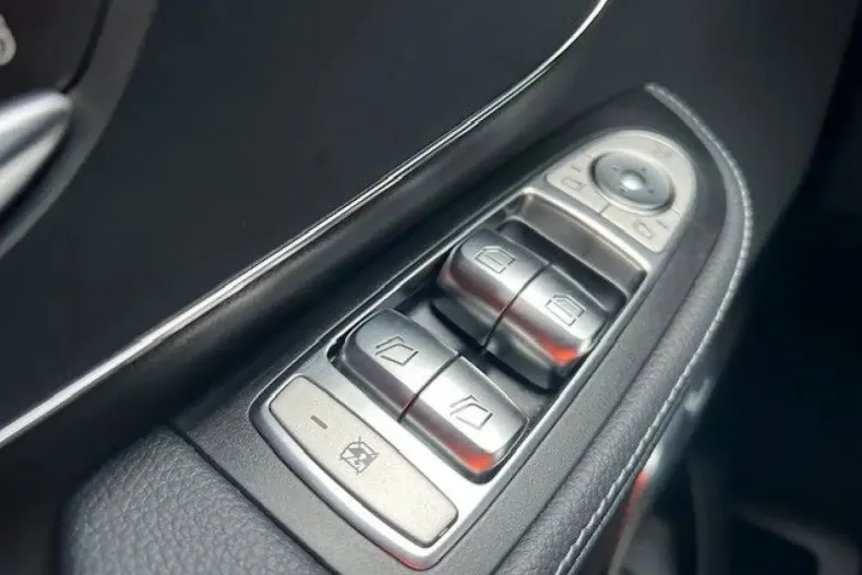 Mercedes-Benz V 250 din 2023 cu 27.500 km - oferta MER161027 - foto 26