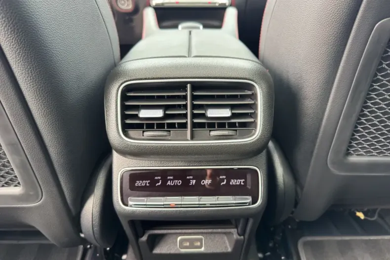 Mercedes-Benz GLE 53 AMG din 2024 cu 10.300 km - oferta MER161029 - foto 17