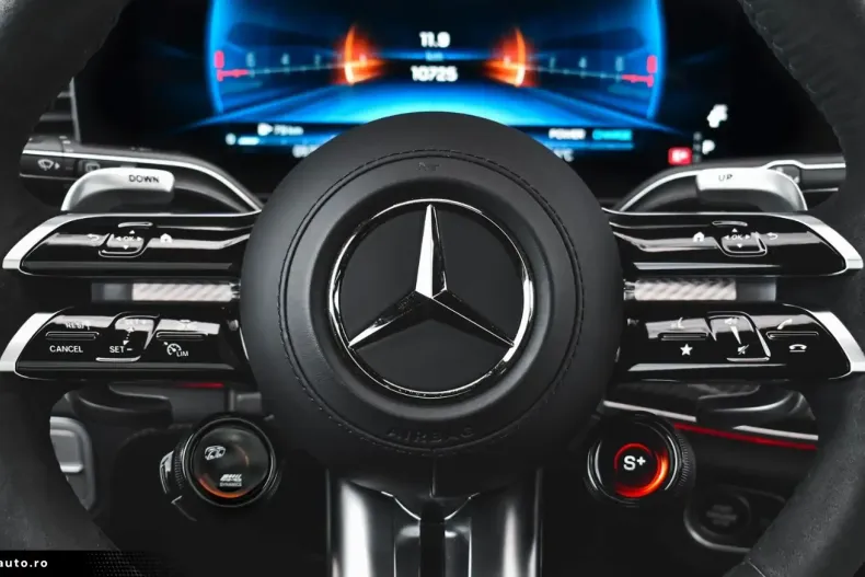 Mercedes-Benz GLE 53 AMG din 2024 cu 10.725 km - oferta MER161031 - foto 13