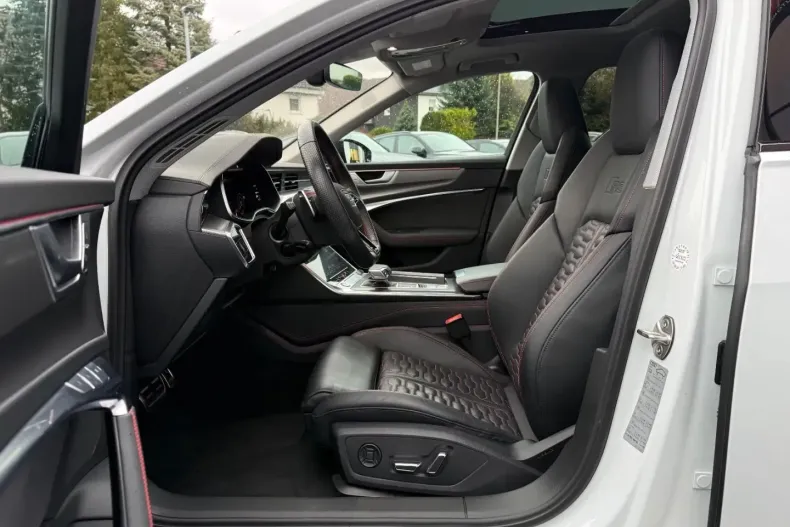 Audi RS6 din 2022 cu 68.600 km - oferta AUD161054 - foto 13