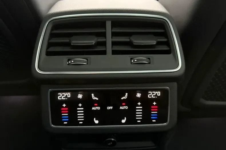 Audi RS6 din 2022 cu 68.600 km - oferta AUD161054 - foto 14