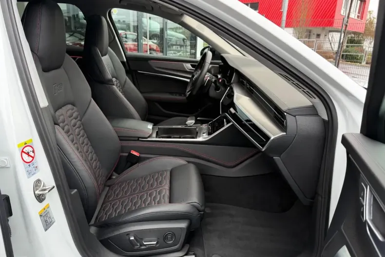 Audi RS6 din 2022 cu 68.600 km - oferta AUD161054 - foto 27