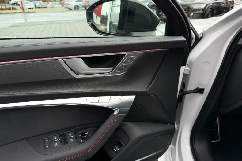 Audi RS6 din 2022 cu 68.600 km - oferta AUD161054 - foto 32