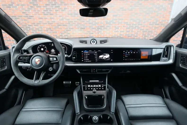 Porsche Cayenne din 2024 cu 72.681 km - oferta POR161057 - foto 3
