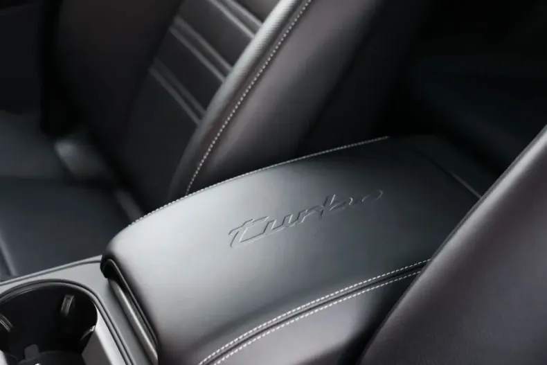 Porsche Cayenne din 2024 cu 72.681 km - oferta POR161057 - foto 42