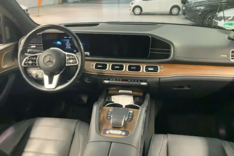 Mercedes-Benz GLE 400 din 2023 cu 33.990 km - oferta MER161059 - foto 5