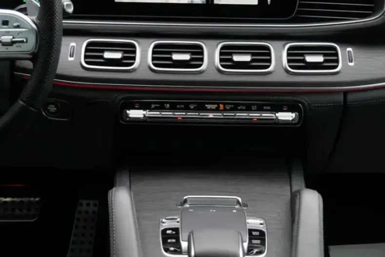 Mercedes-Benz GLE 63 AMG din 2022 cu 25.500 km - oferta MER161063 - foto 14