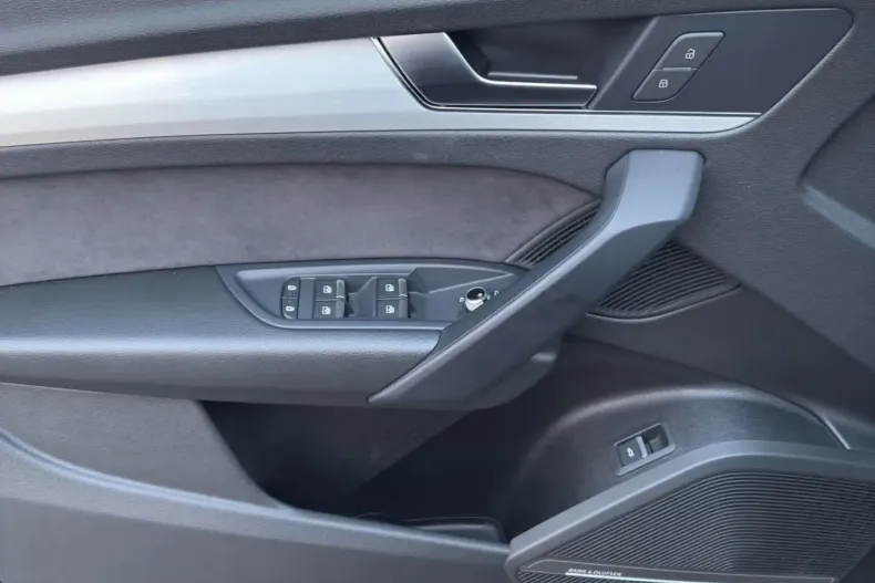 Audi SQ5 din 2023 cu 47.330 km - oferta AUD161071 - foto 8