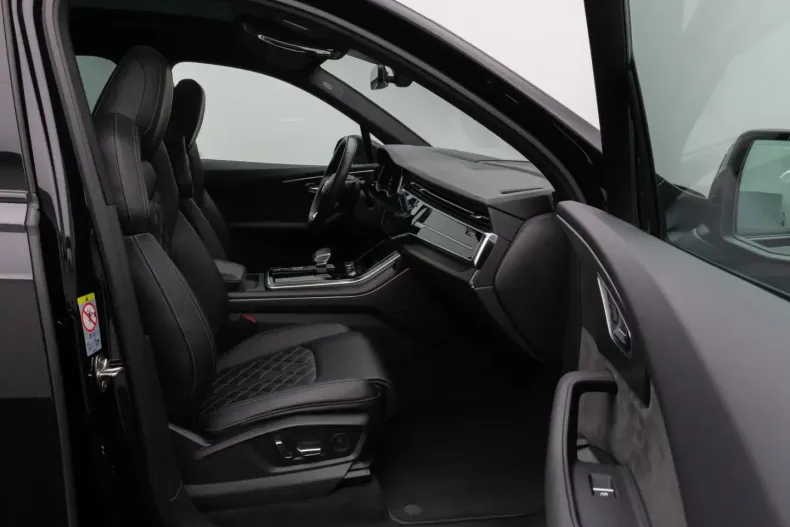 Audi SQ7 din 2020 cu 57.000 km - oferta AUD161074 - foto 25