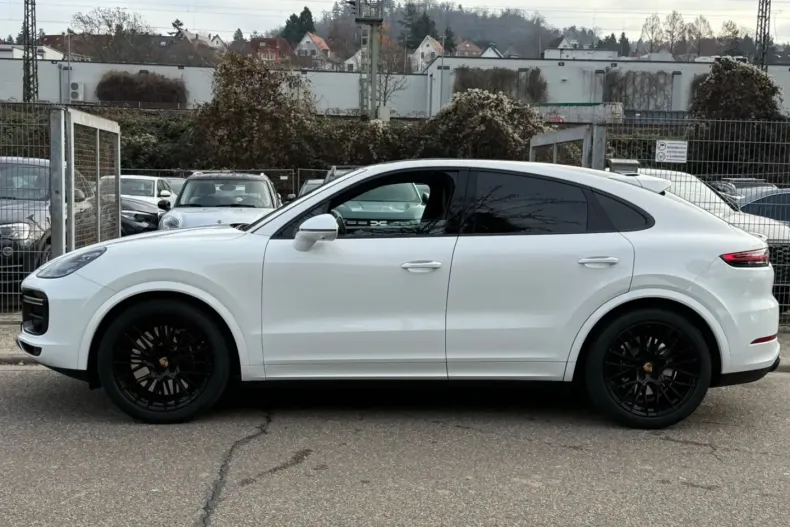 Porsche Cayenne din 2021 cu 43.000 km - oferta POR161079 - foto 2