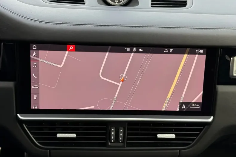 Porsche Cayenne din 2021 cu 43.000 km - oferta POR161079 - foto 37