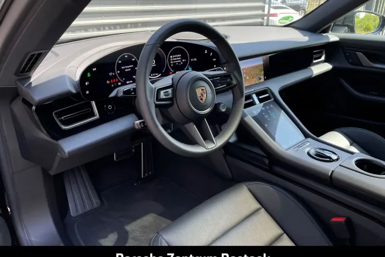 Porsche Taycan din 2024 cu 15.990 km - oferta POR161082 - foto 7