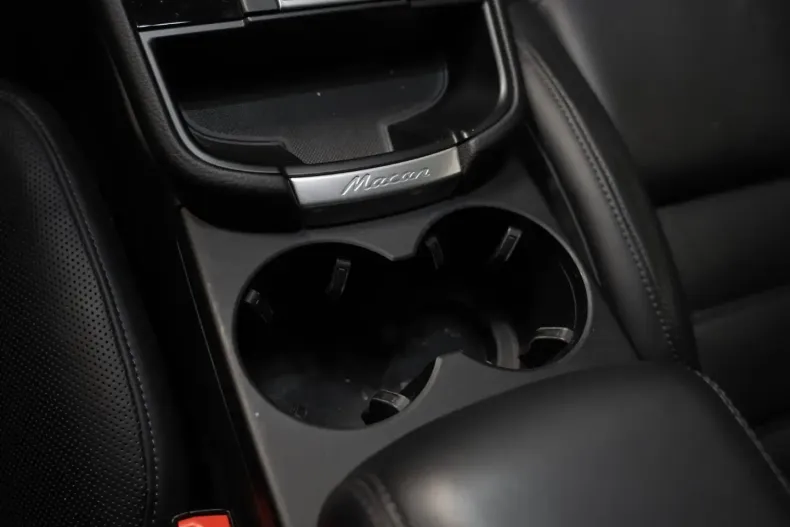 Porsche Macan din 2022 cu 50.500 km - oferta POR161086 - foto 28