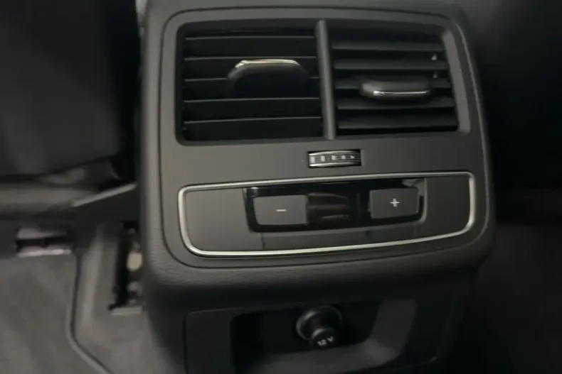 Audi RS4 din 2023 cu 17.700 km - oferta AUD161089 - foto 16