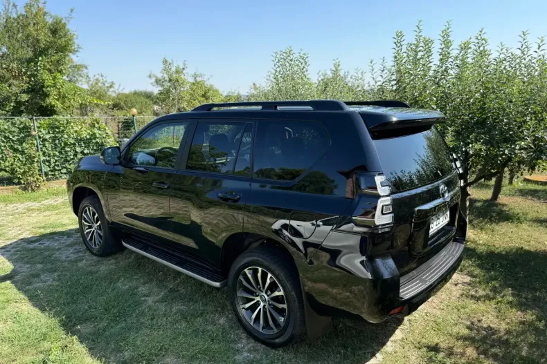 Toyota Land Cruiser din 2022 cu 37.000 km - oferta TOY161095 - foto 4