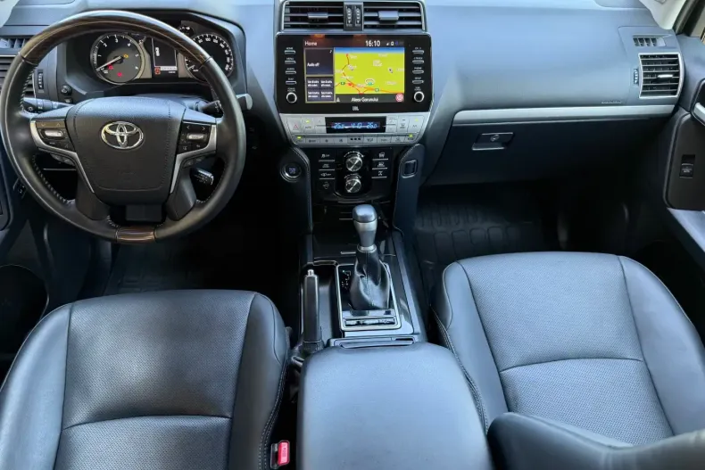 Toyota Land Cruiser din 2022 cu 37.000 km - oferta TOY161095 - foto 5