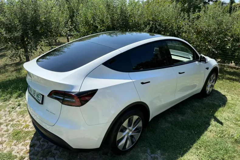 Tesla Model Y din 2024 cu 26.000 km - oferta TES161096 - foto 4