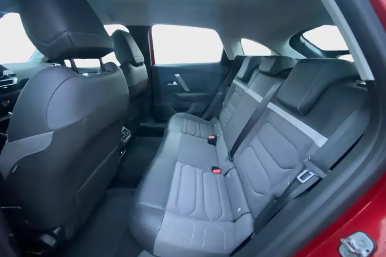 Citroën C4 din 2023 cu 42.062 km - oferta CIT161099 - foto 6