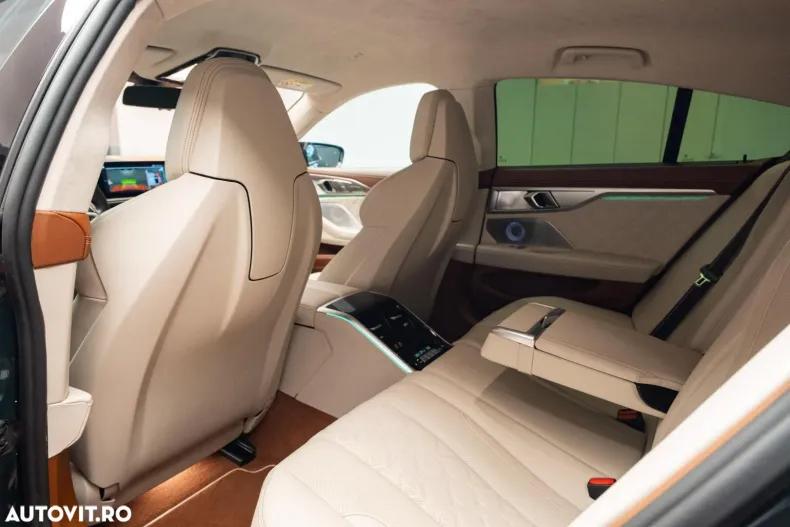 BMW M8 din 2020 cu 26.000 km - oferta BMW161107 - foto 36