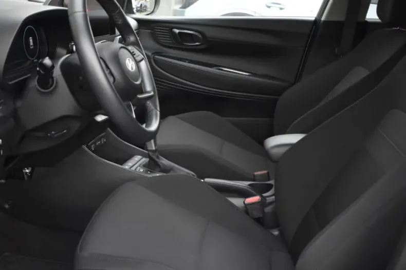 Hyundai BAYON din 2024 cu 14.125 km - oferta HYU161120 - foto 29