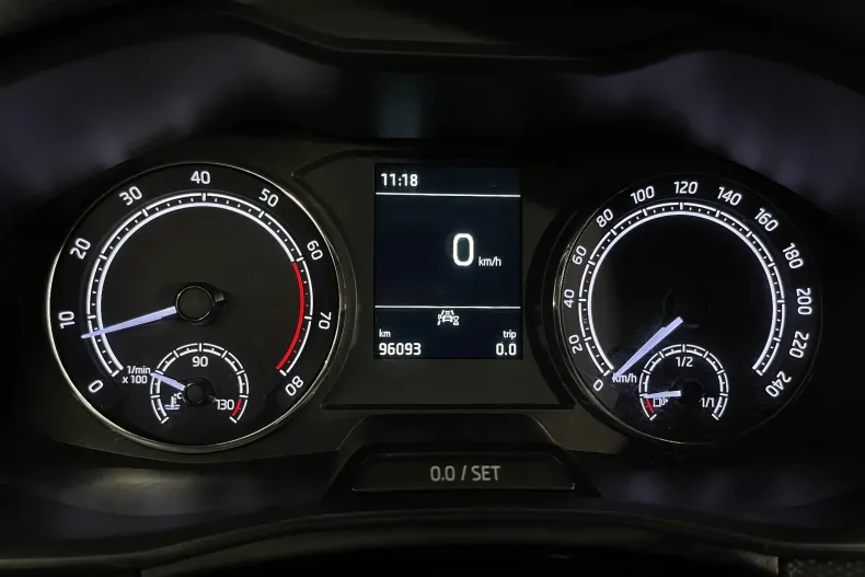 Skoda Scala din 2021 cu 96.093 km - oferta SKO161129 - foto 24