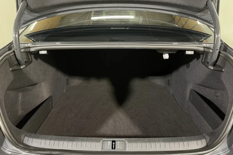 Volkswagen Passat din 2019 cu 145.949 km - oferta VOL161131 - foto 12