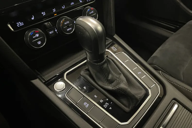 Volkswagen Passat din 2019 cu 145.949 km - oferta VOL161131 - foto 25