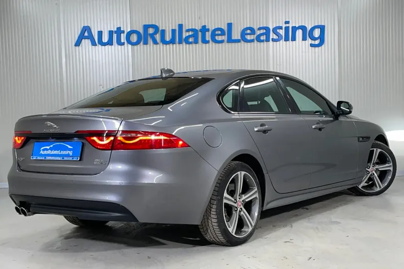 Jaguar XF din 2020 cu 99.673 km - oferta JAG161132 - foto 3