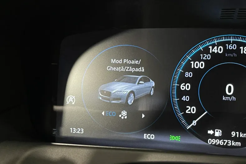 Jaguar XF din 2020 cu 99.673 km - oferta JAG161132 - foto 29