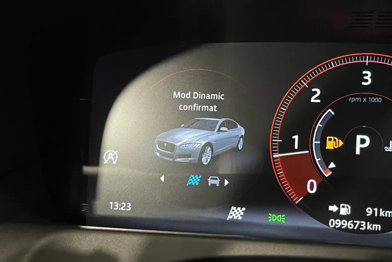 Jaguar XF din 2020 cu 99.673 km - oferta JAG161132 - foto 31