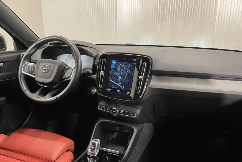 Volvo XC40 din 2021 cu 53.336 km - oferta VOL161133 - foto 9